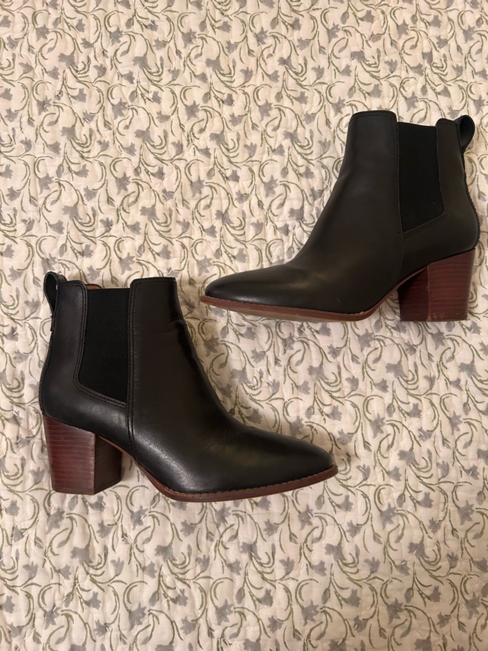 Madewell Black Leather Chelsea Ankle Boots with Brown Stacked Heel